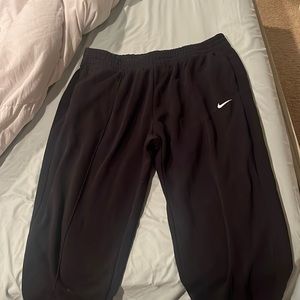 Nike Women's Sportswear Club Fleece Mid-Rise Oversized Sweatpants